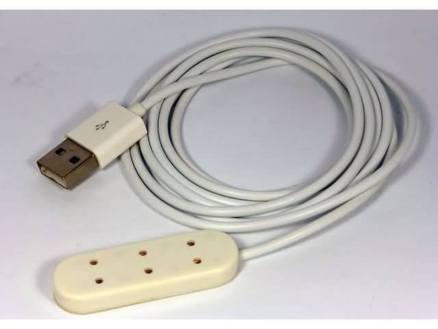 Lijkt op Momentum Wijden USB- Kabel 3 Volt met Stopcontact